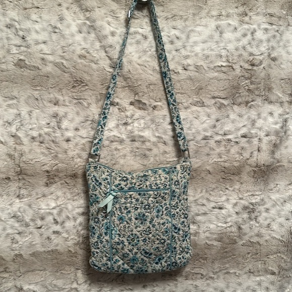Vera Bradley Purse - Picture 6 of 8